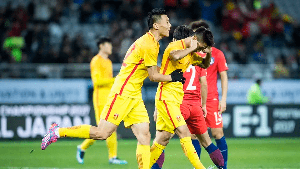 九博娱乐平台 -包含冲刺阶段中超传出新动向，阿斯顿维拉防线松动，管理层表态：质疑声仍在，数据趋势出现新变化的词条